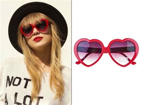 taylor swift with heart sunglasses